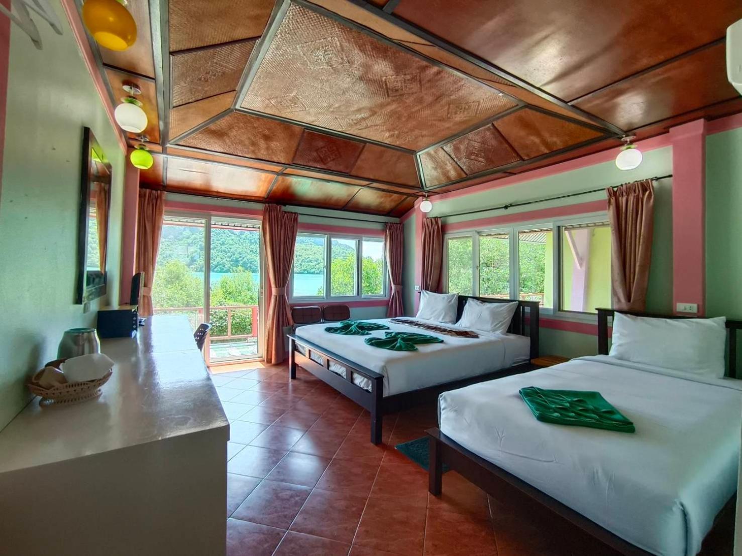 Phi Phi View Point Resort Exterior photo