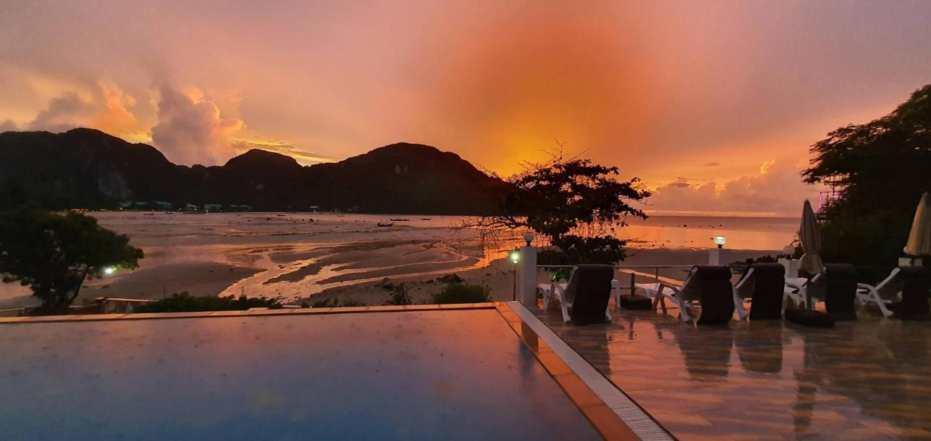 Phi Phi View Point Resort Exterior photo