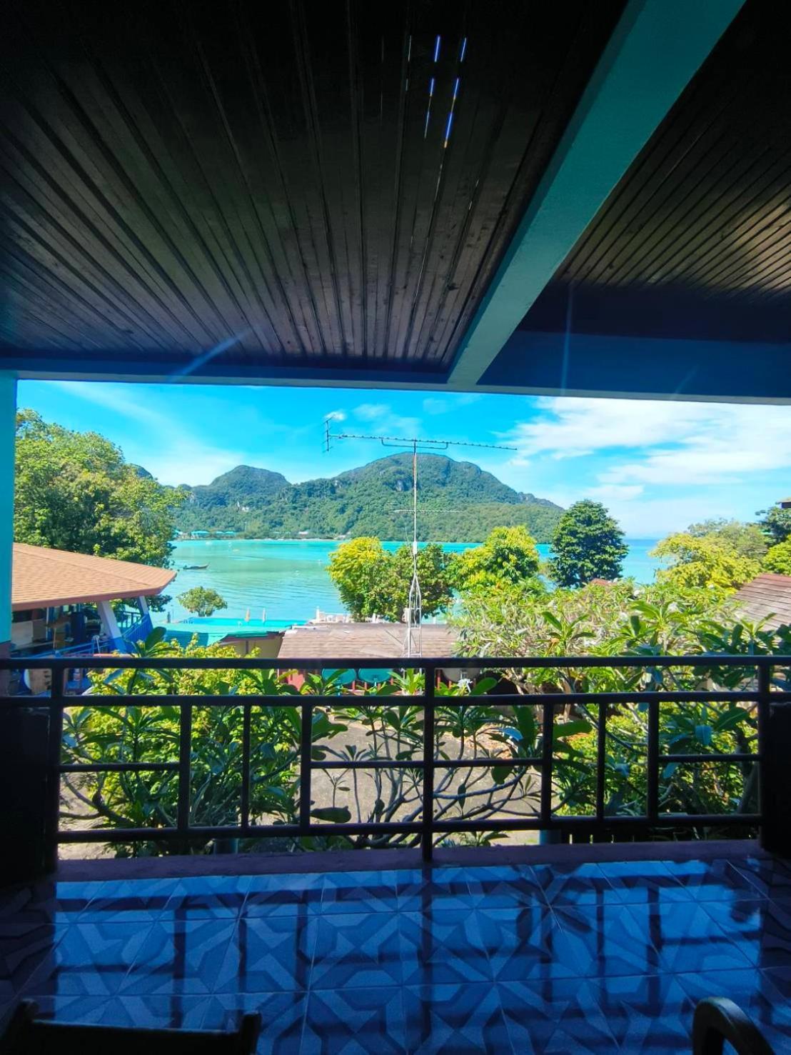 Phi Phi View Point Resort Exterior photo